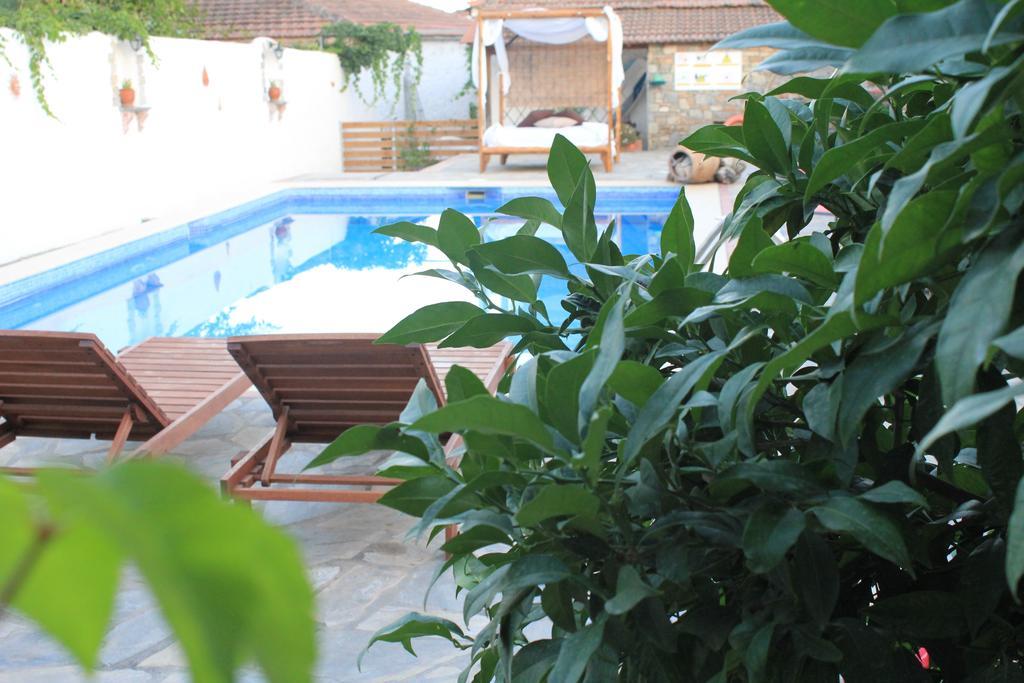 Seranides Boutique Hotel Káto Gatzéa Exterior foto